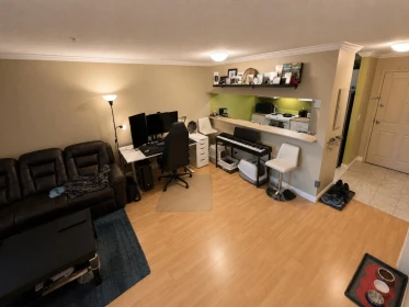 Kitchen Photo of 407 10533 University Drive, Surrey, BC