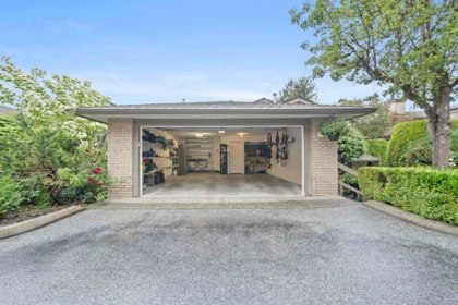 Swimming Pool Photo of 40 1238 Eastern Drive, Port Coquitlam, BC