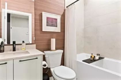 Hallway Photo of 2843 Jersey Place, Abbotsford, BC