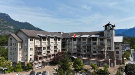 608 1211 Village Green Way, Squamish, BC, Squamish — Apartment/Condo for sale