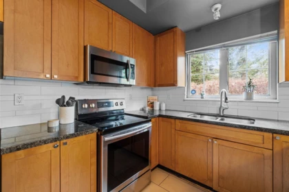 13 245 Francis Way, New Westminster, BC, New Westminster — Townhouse for sale