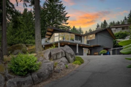 4375 Woodcrest Road, West Vancouver, BC