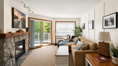 334 4800 Spearhead Drive, Whistler, BC, Whistler — Apartment/Condo for sale