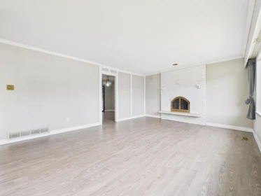 7132 Paulus Court, Burnaby, BC, Burnaby — Single Family Residence for sale