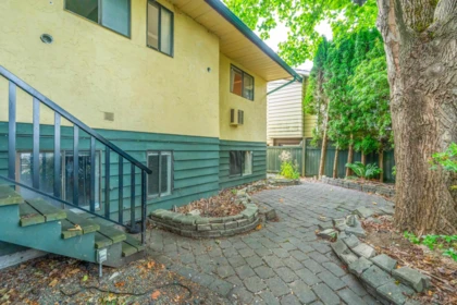 Hot Tub / Spa Photo of 7132 Paulus Court, Burnaby, BC