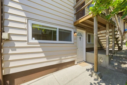 338-342 St. Georges Avenue, North Vancouver, BC, North Vancouver — Duplex for sale