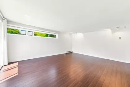 Office / Den Photo of 338-342 St. Georges Avenue, North Vancouver, BC