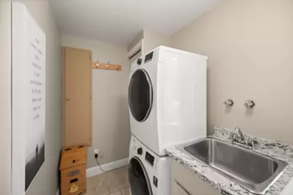 Walk-In Closet Photo of 2312 Hampshire Place, Abbotsford, BC