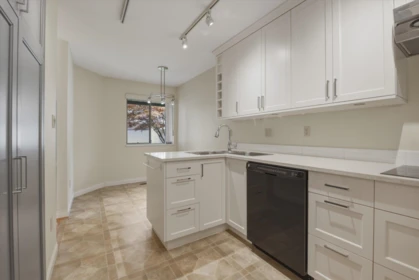 Breakfast Nook Photo of 18 920 Citadel Drive, Port Coquitlam, BC