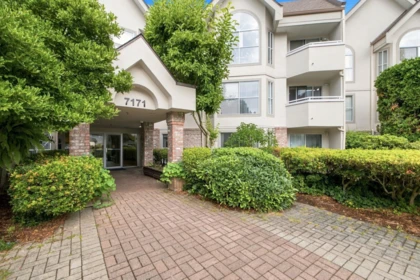 210 7171 121 Street, Surrey, BC, Surrey — Apartment/Condo for sale