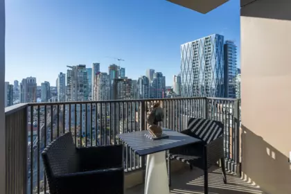 2202 1055 Homer Street, Vancouver, BC, Vancouver — Apartment/Condo for sale