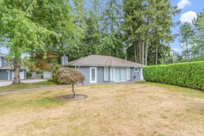 Community Amenities Photo (Clubhouse) of 102 16335 14 Avenue, Surrey, BC