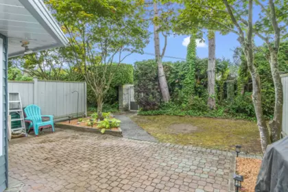 Garage Interior Photo of 102 16335 14 Avenue, Surrey, BC