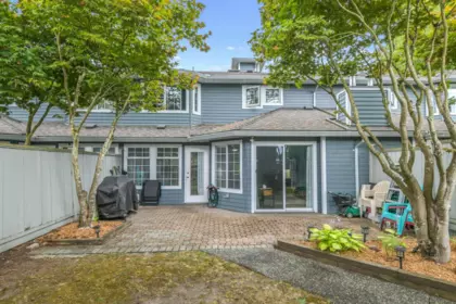 Outdoor Deck Photo of 102 16335 14 Avenue, Surrey, BC