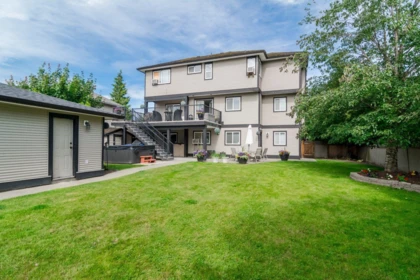 Staircase Photo of 6459 184 Street, Surrey, BC