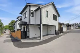 2436 E 20th Avenue, Vancouver, BC