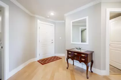 Breakfast Nook Photo of 506 15466 North Bluff Road, White Rock, BC