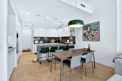 Kitchen Island Photo of 518 W 30th Avenue, Vancouver, BC