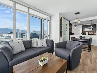 Kitchen Island Photo of 1902 1775 Quebec Street, Vancouver, BC