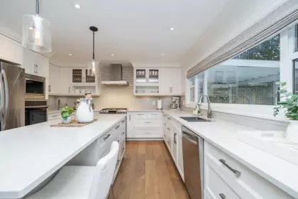 Breakfast Nook Photo of 16114 20 Avenue, Surrey, BC
