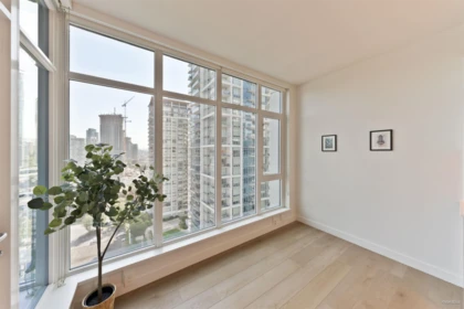 Walk-In Closet Photo of 1608 2288 Alpha Avenue, Burnaby, BC