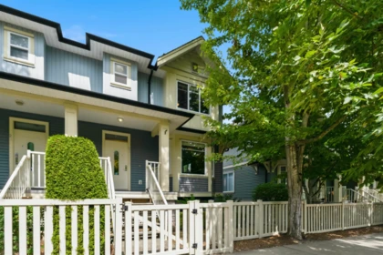 23 6575 192 Street, Surrey, BC, Surrey — Townhouse for sale
