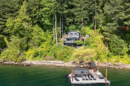 Exterior Rear Photo of BLK C DL 355 Cascade Bay, Harrison Hot Springs, BC