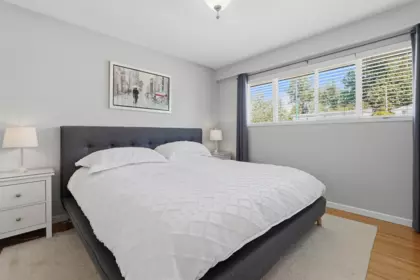 Bedroom 2 Photo of 6876 Hycrest Drive, Burnaby, BC