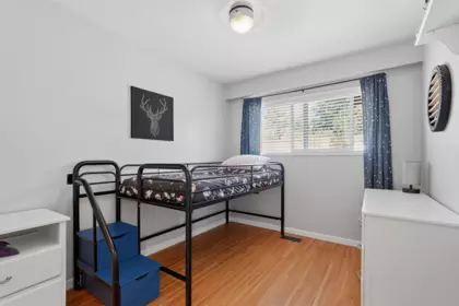 Bedroom 3 Photo of 6876 Hycrest Drive, Burnaby, BC