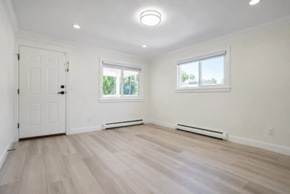 Breakfast Nook Photo of 14241 91 Avenue, Surrey, BC