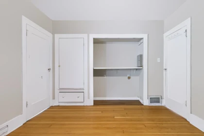 Guest Bathroom Photo of 3888 W 15th Avenue, Vancouver, BC