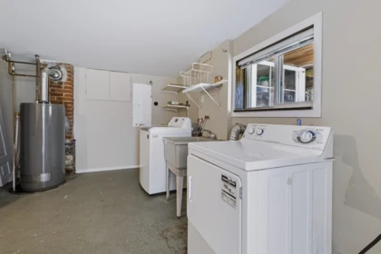 Hot Tub / Spa Photo of 3888 W 15th Avenue, Vancouver, BC