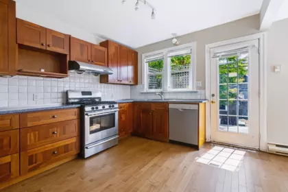 Primary Bedroom Photo of 3888 W 15th Avenue, Vancouver, BC