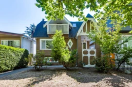3888 W 15th Avenue, Vancouver, BC