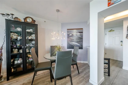 Breakfast Nook Photo of 1503 13353 108 Avenue, Surrey, BC