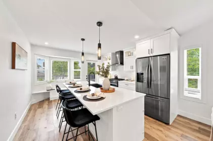 Kitchen Photo of 9466 209a Street, Langley, BC
