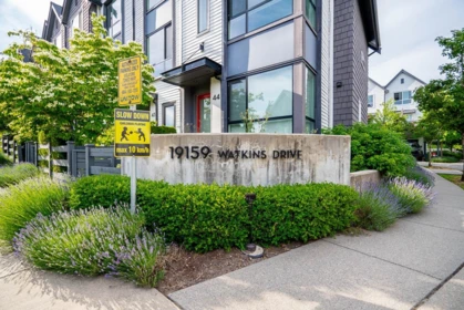40 19159 Watkins Drive, Surrey, BC, Surrey — Townhouse for sale