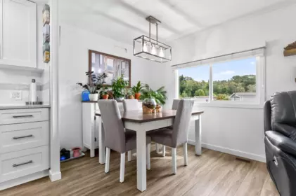 Breakfast Nook Photo of 175 1840 160 Street, Surrey, BC