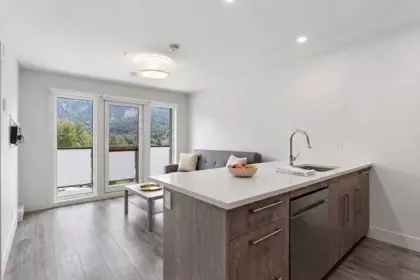 314 7350 Crabapple Court, Pemberton, BC, Pemberton — Apartment/Condo for sale