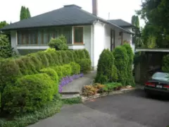 7342 Broadway, Burnaby, BC