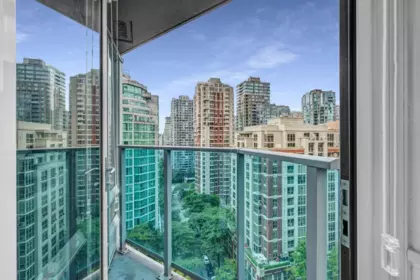 Powder Room Photo of 1805 788 Hamilton Street, Vancouver, BC