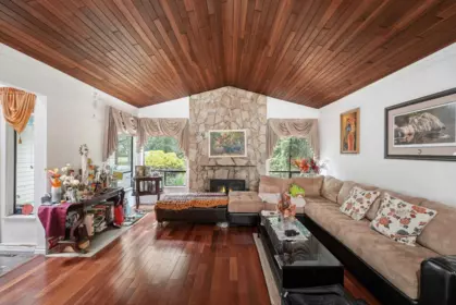 Family Room Photo of 9955 149 Street, Surrey, BC