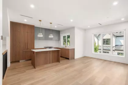 SL 2 2333 E 54th Avenue, Vancouver, BC, Vancouver — Townhouse for sale