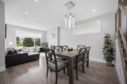 Breakfast Nook Photo of 7835 12th Avenue, Burnaby, BC