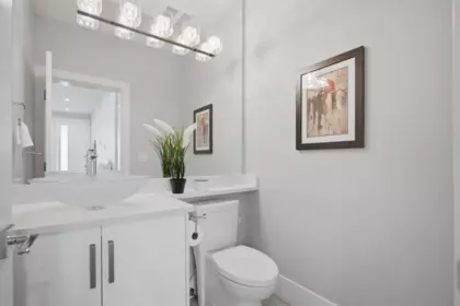 Primary Bathroom Photo of 7835 12th Avenue, Burnaby, BC