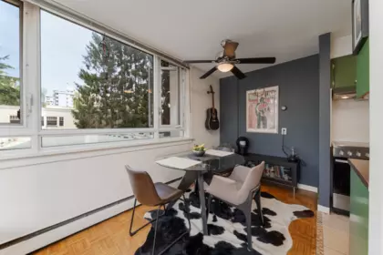 Kitchen Photo of 203 1850 Comox Street, Vancouver, BC