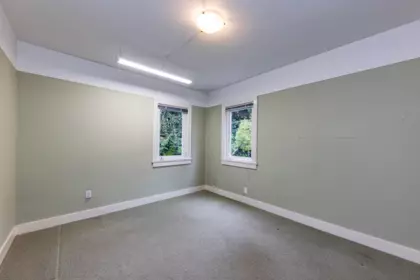 Mudroom Photo of 1848 Duchess Avenue, West Vancouver, BC