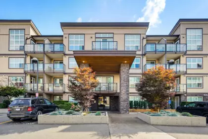 Exterior Rear Photo of 204 30525 Cardinal Avenue, Abbotsford, BC