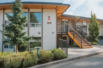 302 5780 Marine Way, Sechelt, BC, Sechelt — Apartment/Condo for sale