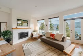 302 5780 Marine Way, Sechelt, BC